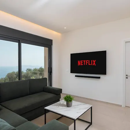 Luxury Vie Villa Palaiokastro (Crete)